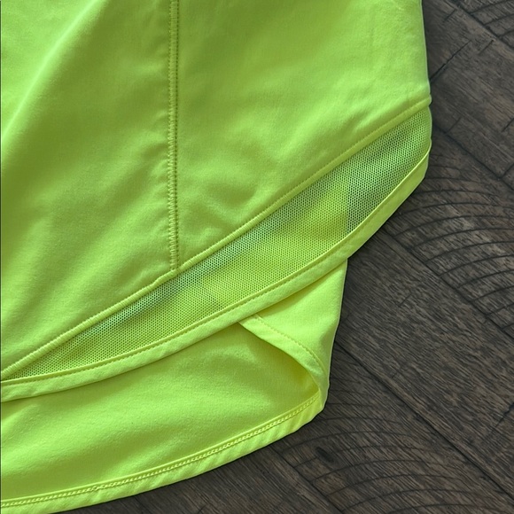 Lululemon HOTTY HOT Neon Yellow Athletic Skort - Picture 6 of 14